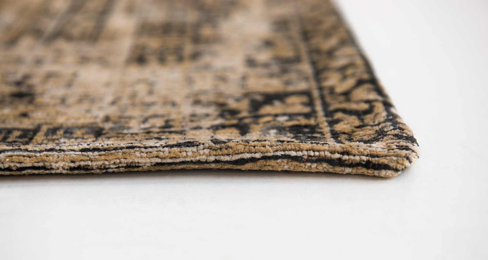 Louis De Poortere rug LX 8720 Antiquarian Antique Hadschlu Agha Old Gold side